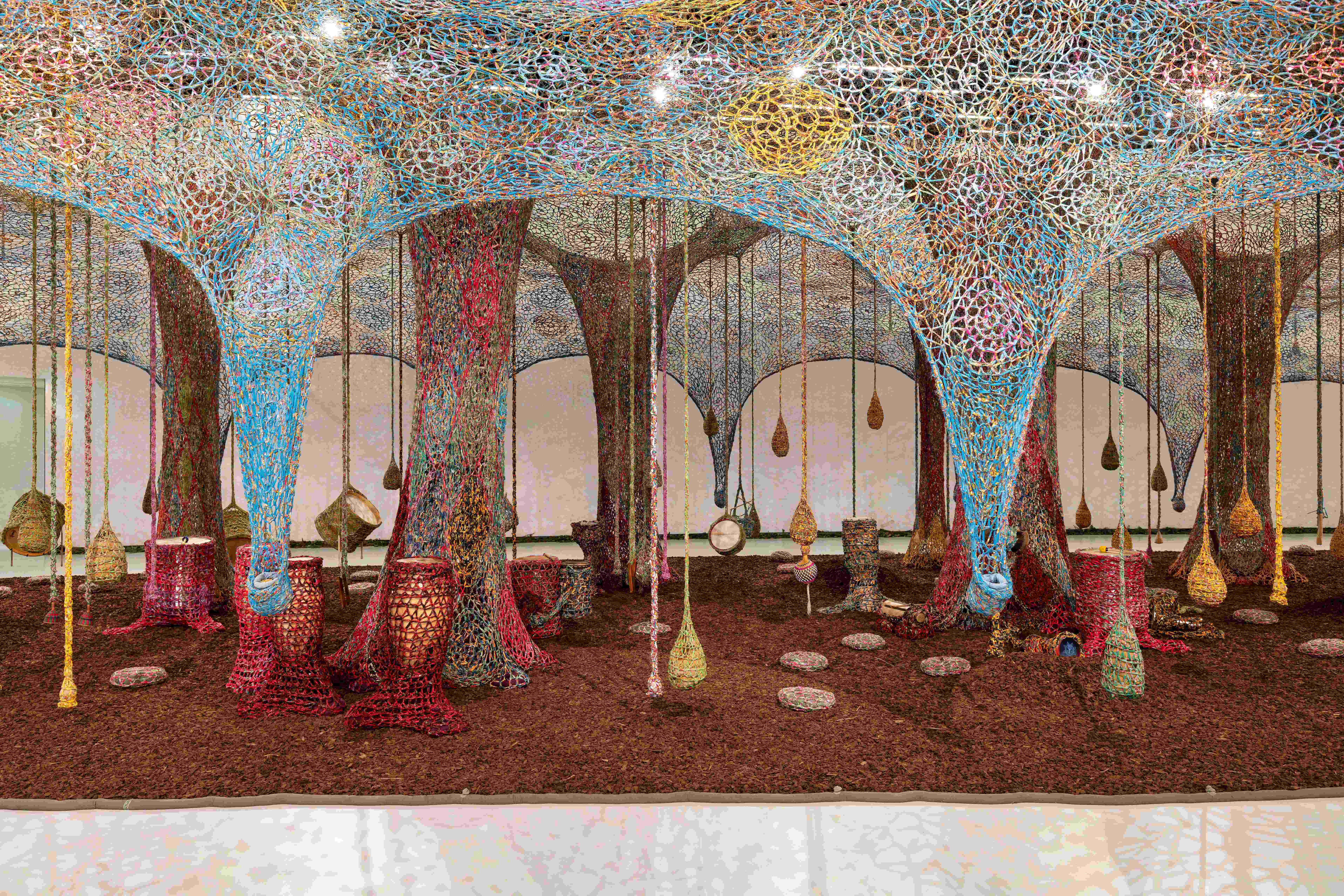 vista de exposição: ernesto neto