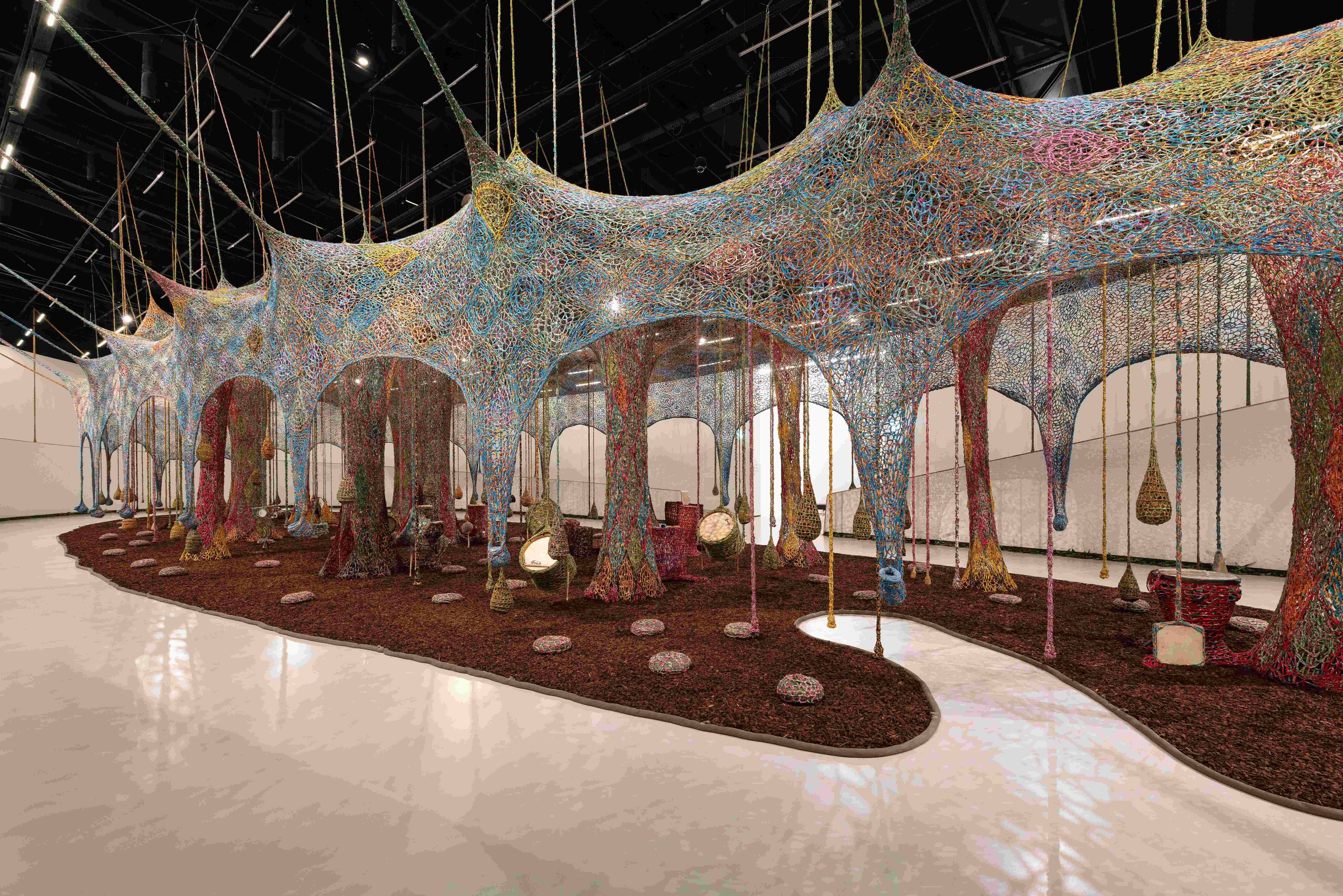 vista de exposição: ernesto neto